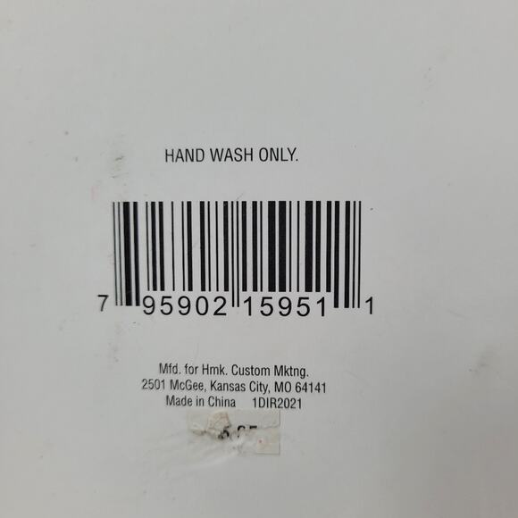 Hallmark Santa Boot Mini Salt & Pepper Shakers - Picture 7 of 7